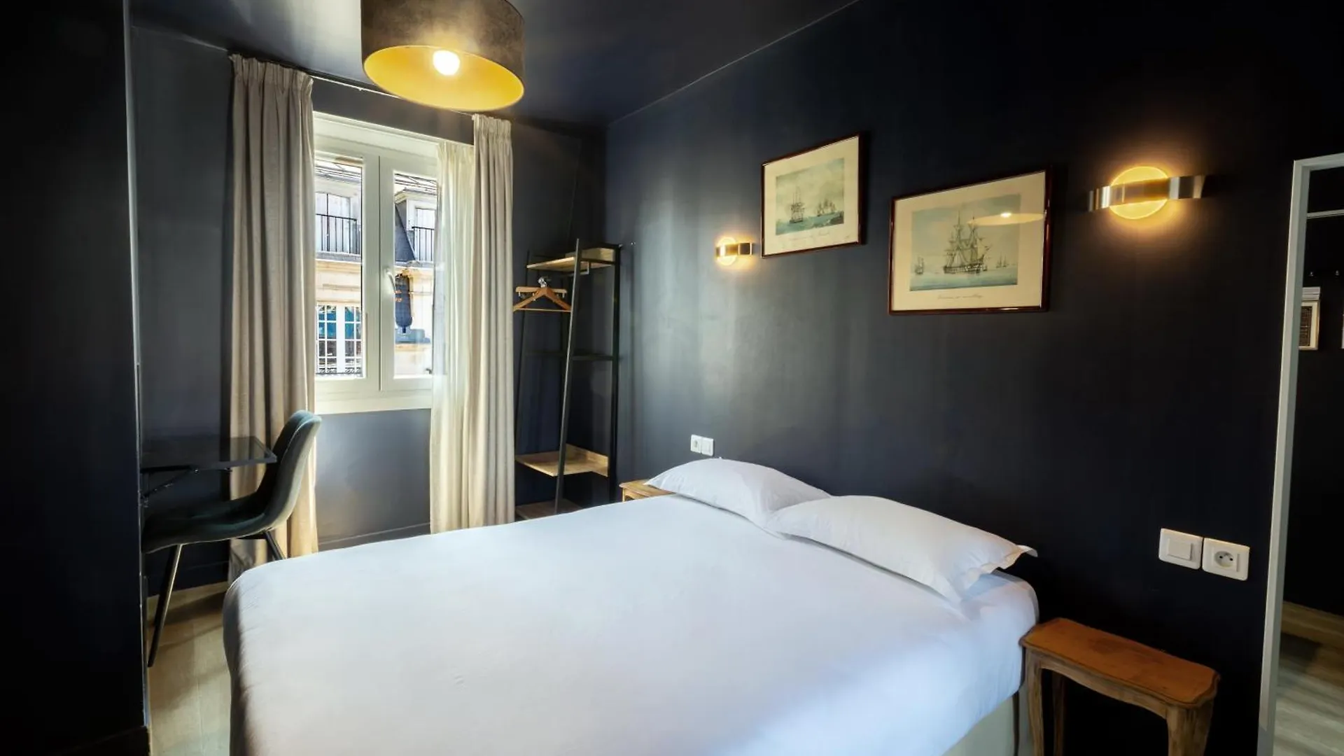 Maat Etoile Otel Paris