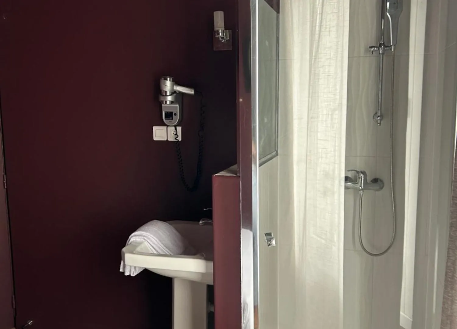 Hotel Maat Etoile Parigi